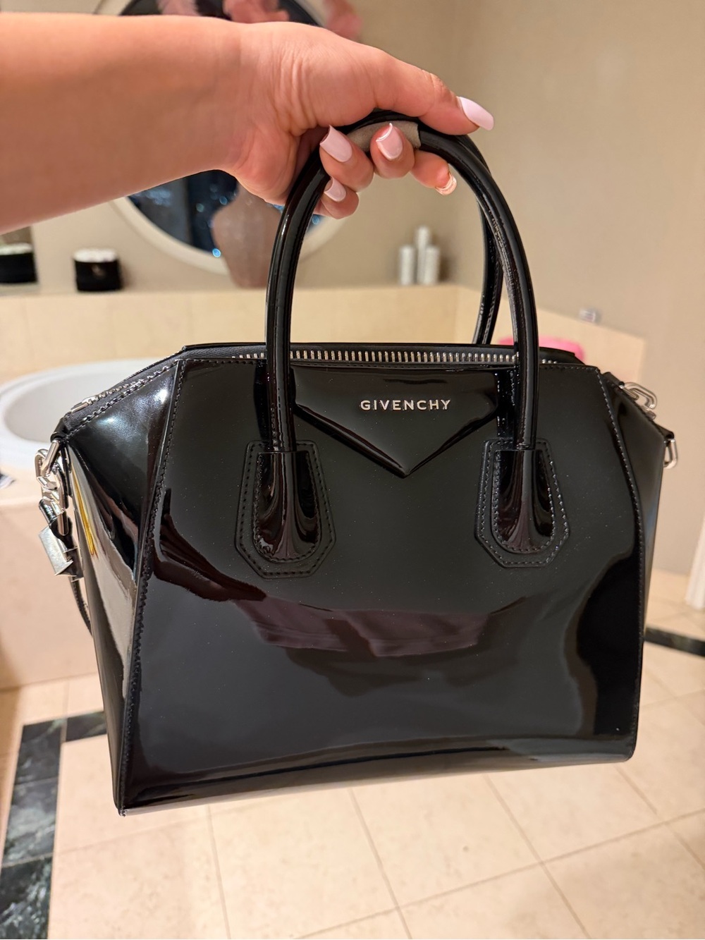Givenchy small crossbody antigona black patent leather